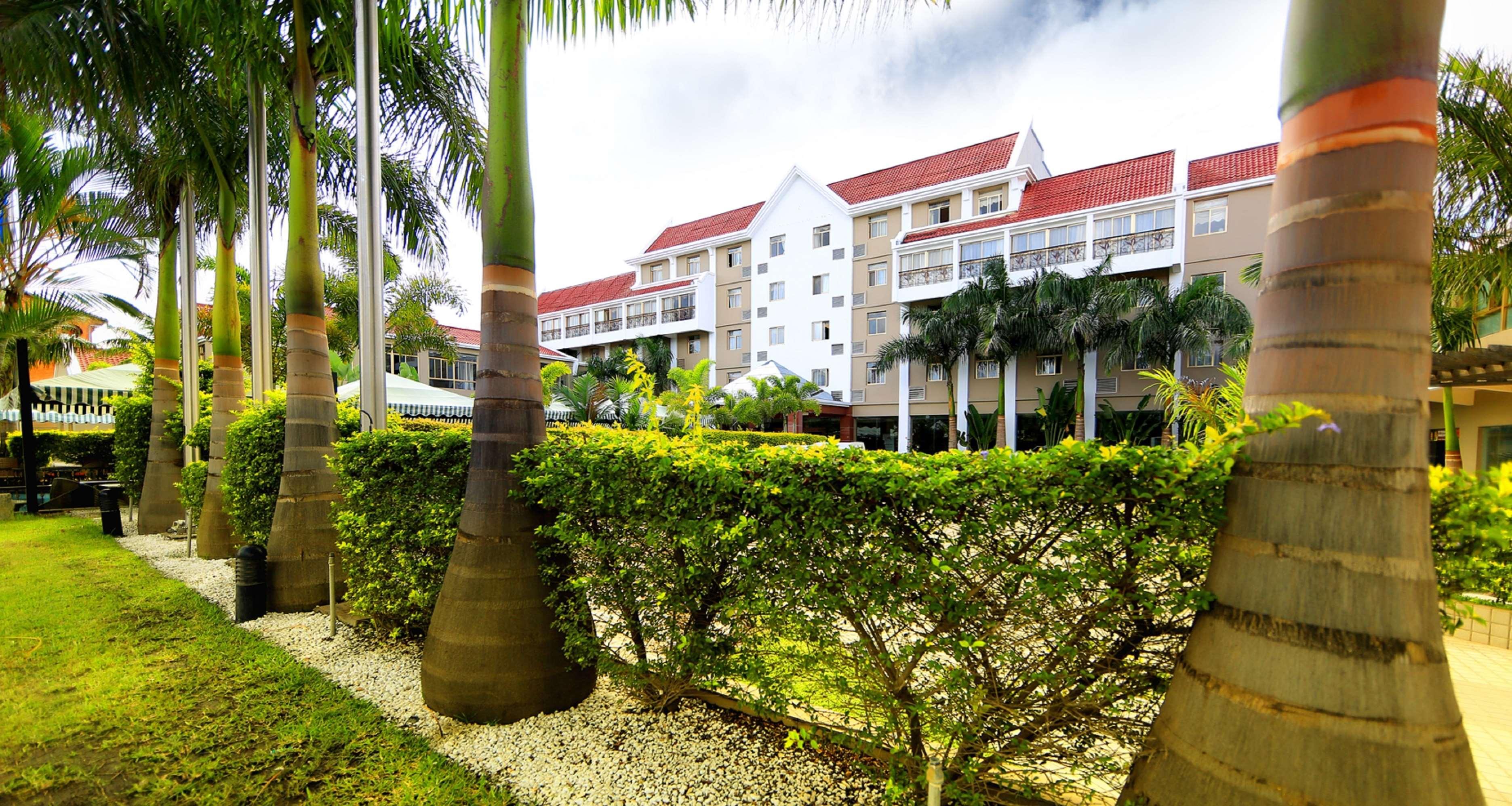Best Western Plus Paramount Hotel Lusaka Bagian luar foto