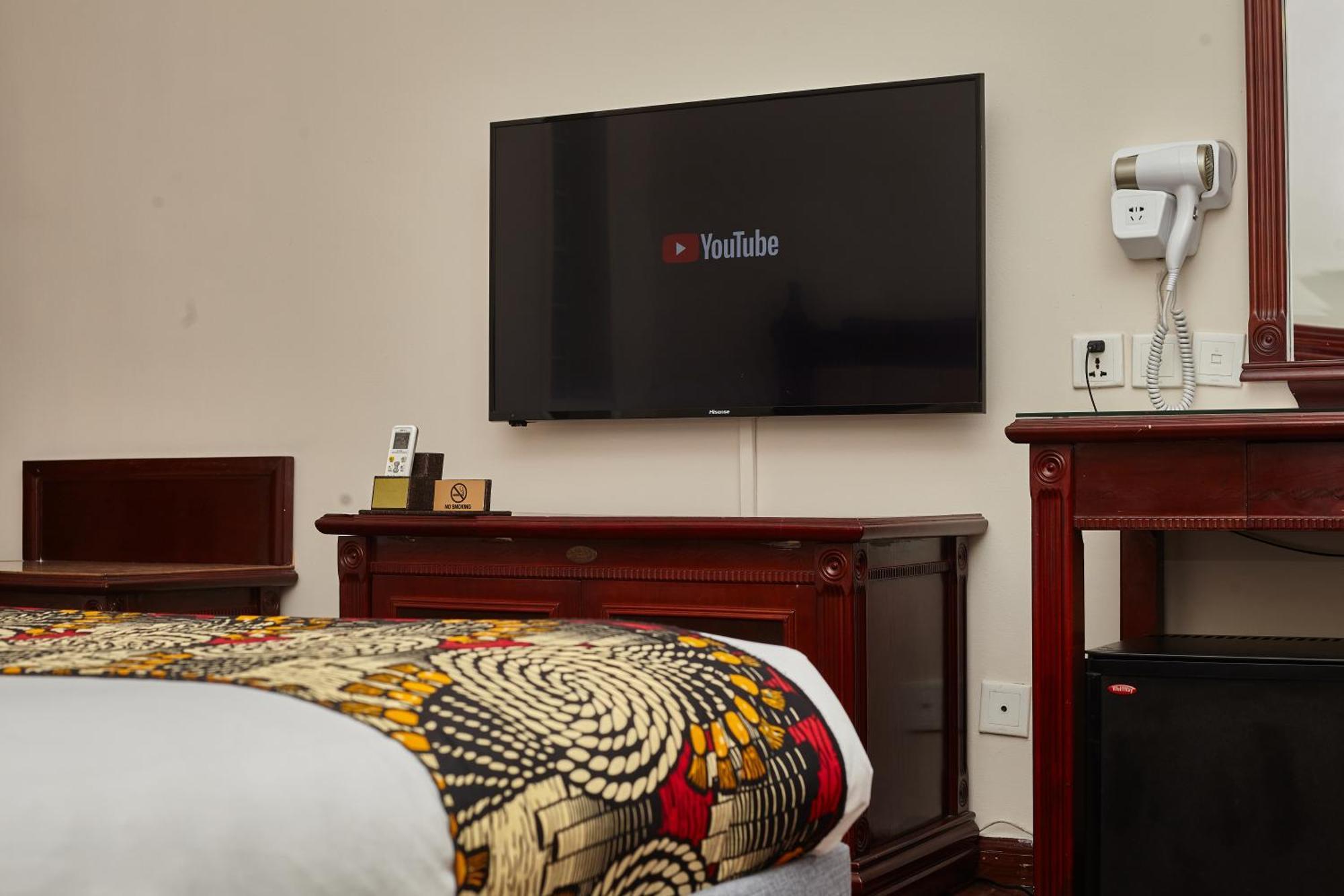 Best Western Plus Paramount Hotel Lusaka Bagian luar foto