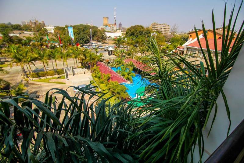Best Western Plus Paramount Hotel Lusaka Bagian luar foto